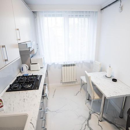 Gabi Apartament Suceava Extérieur photo